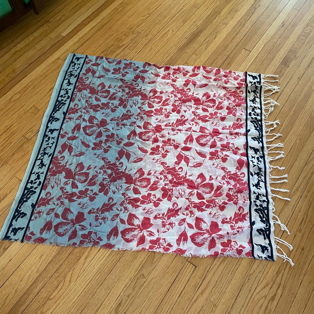 hawaiian floral sarong / scarf / wrap EUC. Folded in half in photo
